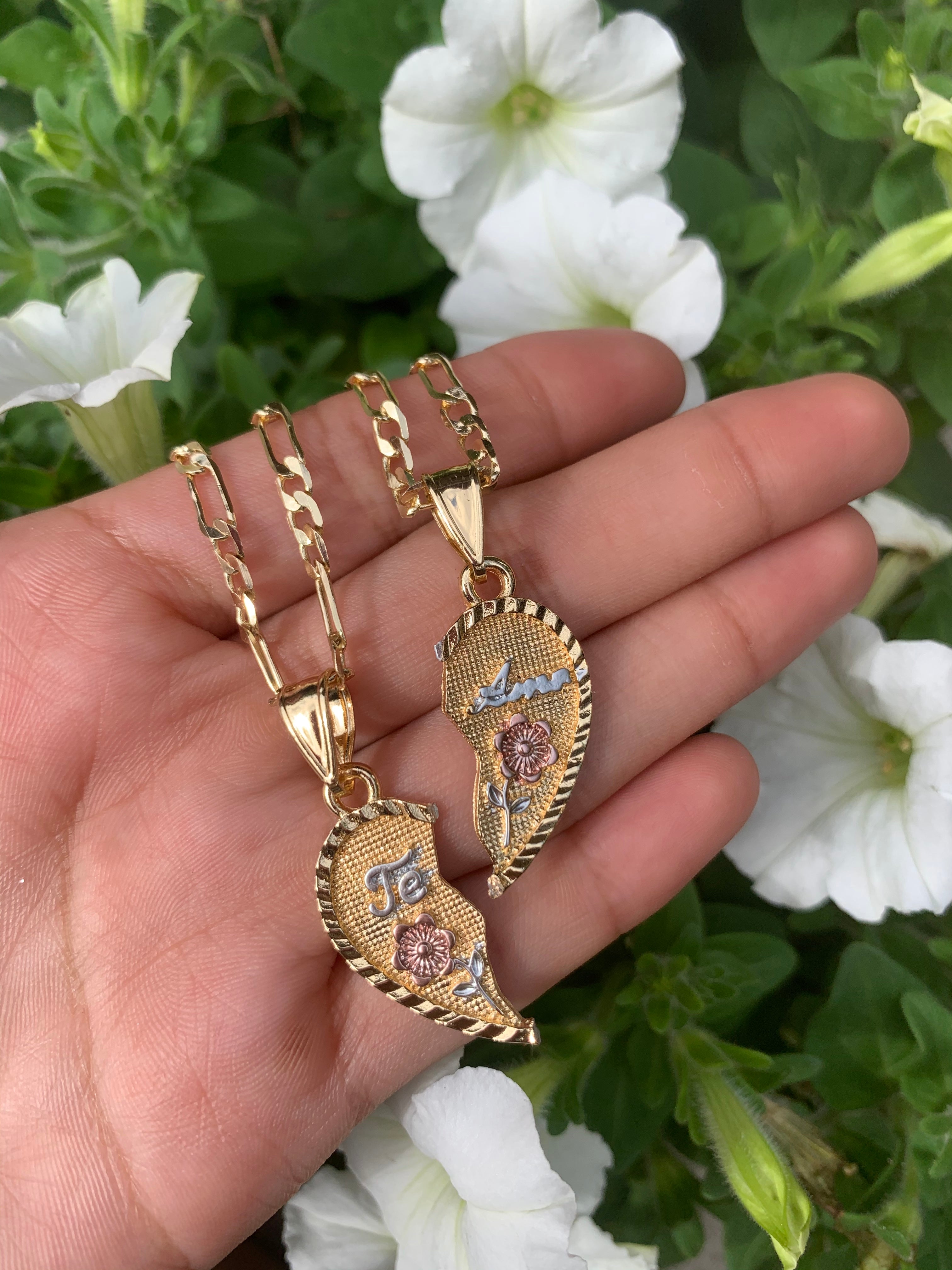 Breakable Pink Flower Heart “Te Amo” Necklace – Mahi Jewelry